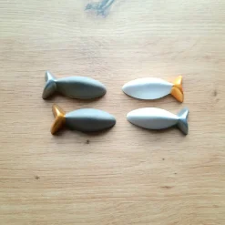 5er-Set Fische aus Beton als Tischdekoration für Kommunion