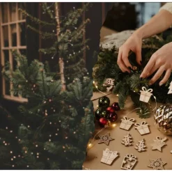 27er-Set Tischdeko Weihnachten, Streudeko Weihnachten, 2 Variationen zur Auswahl