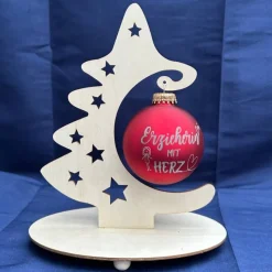 Erzieherin mit Herz - Personalisierte Weihnachtskugel mit Lasergravur