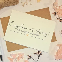 Erzieherin mit Herz Karte – Dankeskarte für Lieblingserzieherin – Geschenk & Gutscheinverpackung – Hochwertige Klappkarte A6 mit Umschlag