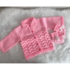 Exklusives Geschenkset für Neugeborene „Rosa Wölkchen“: Babydecke, Kuschelhase & Erstlingsausstattung