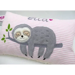 Faultierkissen Sloth Namenskissen Taufkissen Kuschelkissen Kindergartenkissen Geburtsgeschenk Kinderkissen Taufgeschenk