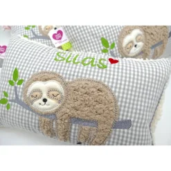 Faultierkissen Sloth Namenskissen Taufkissen Kuschelkissen Kindergartenkissen Geburtsgeschenk Kinderkissen Taufgeschenk