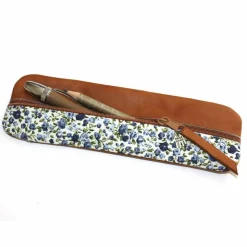 FEDERMÄPPCHEN Leder & blaue Rosen