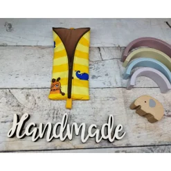 Federmäppchen Sendung mit der Maus gelb– Mäppchen & Stiftetasche in 2 Größen aus Softshe