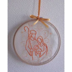 Fensterschmuck für Advent Weihnachten Heilige Familie Krippe bestickte Fensterbilder im Stickrahmen mittelgroß Weihnachtsdeko X-Mas weihnachtliche Dekoration