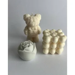 Fertige Geschenkbox zum Valentinstag mit Teddy, Rosen Kerzen & Herzbubble liebevoll verpackt und bereit zum Verschenken