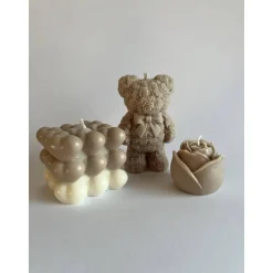 Fertige Geschenkbox zum Valentinstag mit Teddy, Rosen Kerzen & Herzbubble liebevoll verpackt und bereit zum Verschenken