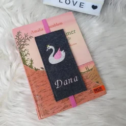 Filz Lesezeichen Schwan, Geschenk Einschulung, Einschulungsgeschenk, personalisiert