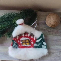 Filzhaus,  Weihnachtsdeko, handgefilzt