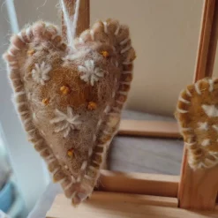 Filzherzen-Weihnachtsdeko-3 -Set, hellbraun/weiß