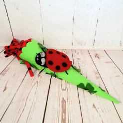 Filzschultüte Marienkäfer & Kleeblatt – Handgefilzt, 80 cm, Wolle, Einschulung