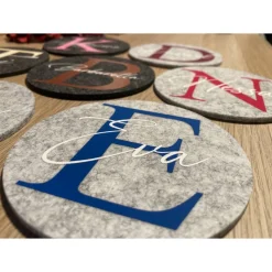 Filzuntersetzer personalisiert mit Namen Filz Untersetzer wieder verwendbare Gastgeschenke für Hochzeit Konfirmation Fei