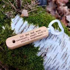 Flaschenöffner mit Trinksprüchen.