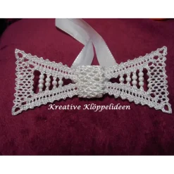 Fliege für den Bräutigam Hochzeit geklöppelt Handarbeit