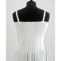 FRAUEN KLEID mit FALTEN Unikat lang weiß mit schwarzem Siebdruck