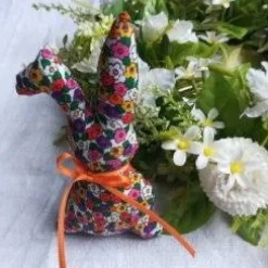 Frühlings - Osterdekoration, 4 - teiliges Set, Häschen für den Osterstrauss