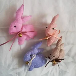 Frühlings - Osterdekoration, 4 - teiliges Set, Häschen für den Osterstrauss