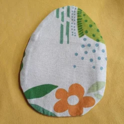 Frühlingsbunte Stofftasche in Ei-Form – Deko, Geschenkverpackung & Bestecktasche