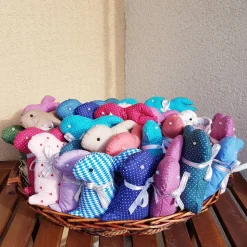 Frühlingshase Frühlingsdekoration Osterhase Baumwollhase rosa lila hellblau blau grün braun korall rot türkis weiß