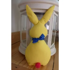 Friedens-Oster-Hase in gelb/blau