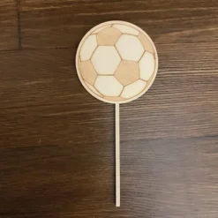 Fußball-Stecker mit Adapter – Verspieltes Zubehör für deinen Geburtstagskranz