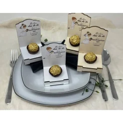 Gastgeschenk Kommunion personalisiert Halter Holz für Schokokugel, Gastgeschenk Taufe, Gastgeschenke Konfirmation,