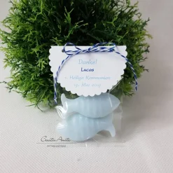 Gastgeschenk Pfiffig mit 2 FISCHE - Seifenfische zur Taufe, Kommunion, Konfirmation - HELLBLAU