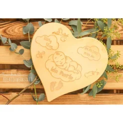 Geburtsbrett, Herz, Geburtsherz geölt aus Ahornholz in Herzform mit Lasergravur, Geburtsdaten, Geschenk zur Geburt