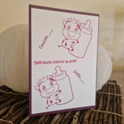 Geburtskarte / Kuh Babykarte / Babykarte Tiermotive / Kuh Motiv Babykarte / süße Kuh / Babyflasche / Geburt Ankündigung