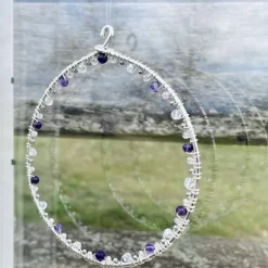 Geburtsstein Februar - Fensterdeko mit Heilstein Amethyst - Karte zum Geburtstag oder zur Geburt
