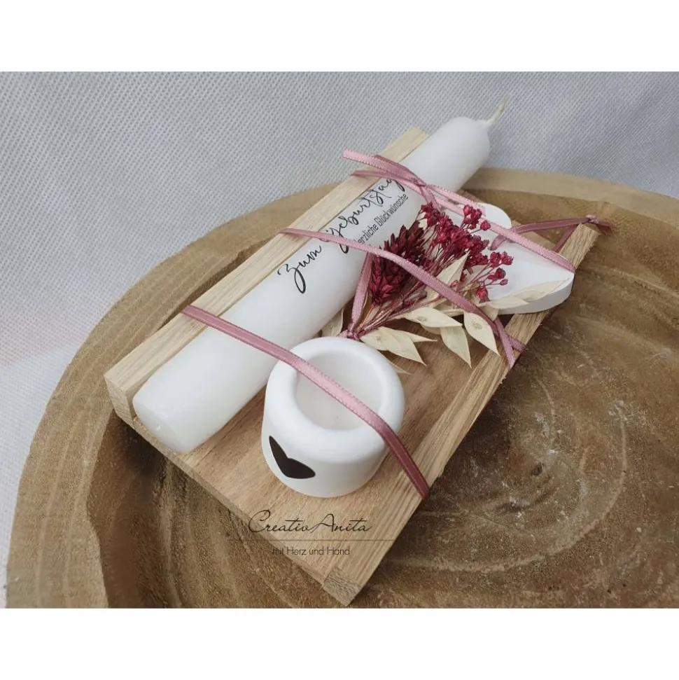 Geburtstagsgeschenk - Geschenkset mit Herz-Anhänger aus Beton, Kerze, Kerzenständer und Trockenblumen dekoriert