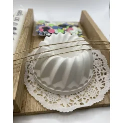 Geburtstagsgeschenk Geschenkebox Geburtstag Kerze Konfetti Holzbox Guglhupf Kerzenständer Keraflott