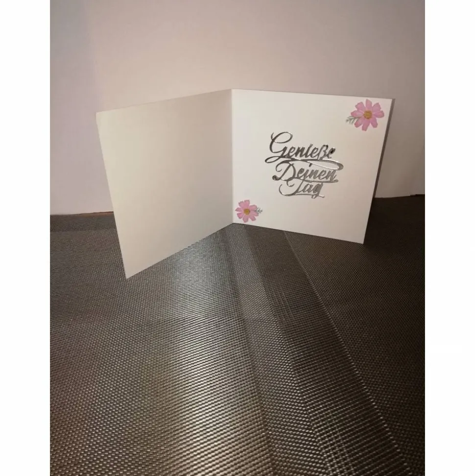 Geburtstagskarte für eine Frau verspielt in weiss + rosa