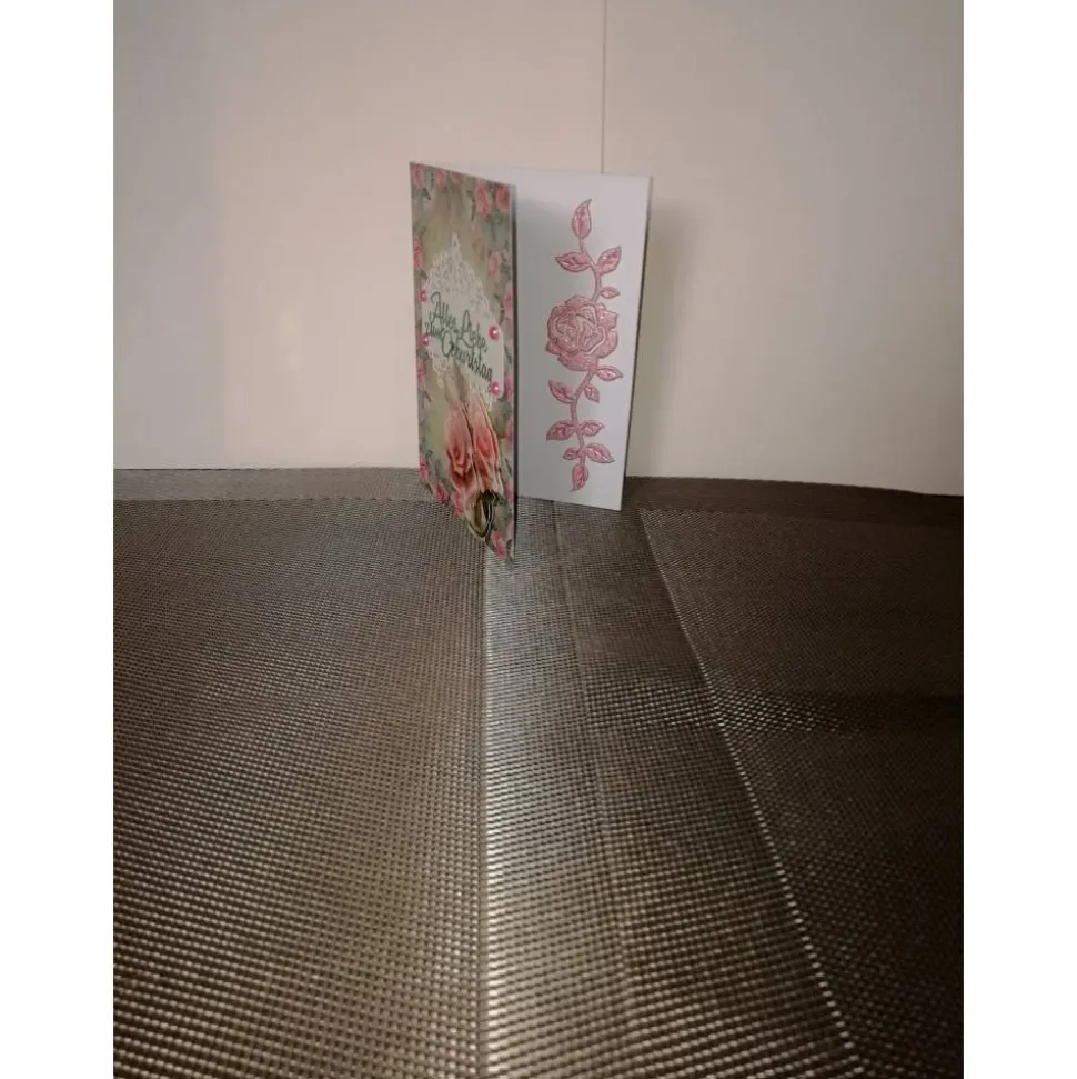 Geburtstagskarte für eine Frau mit lachsfarbenen Rosen