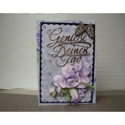 Geburtstagskarte in lila für eine Frau mit Blumen