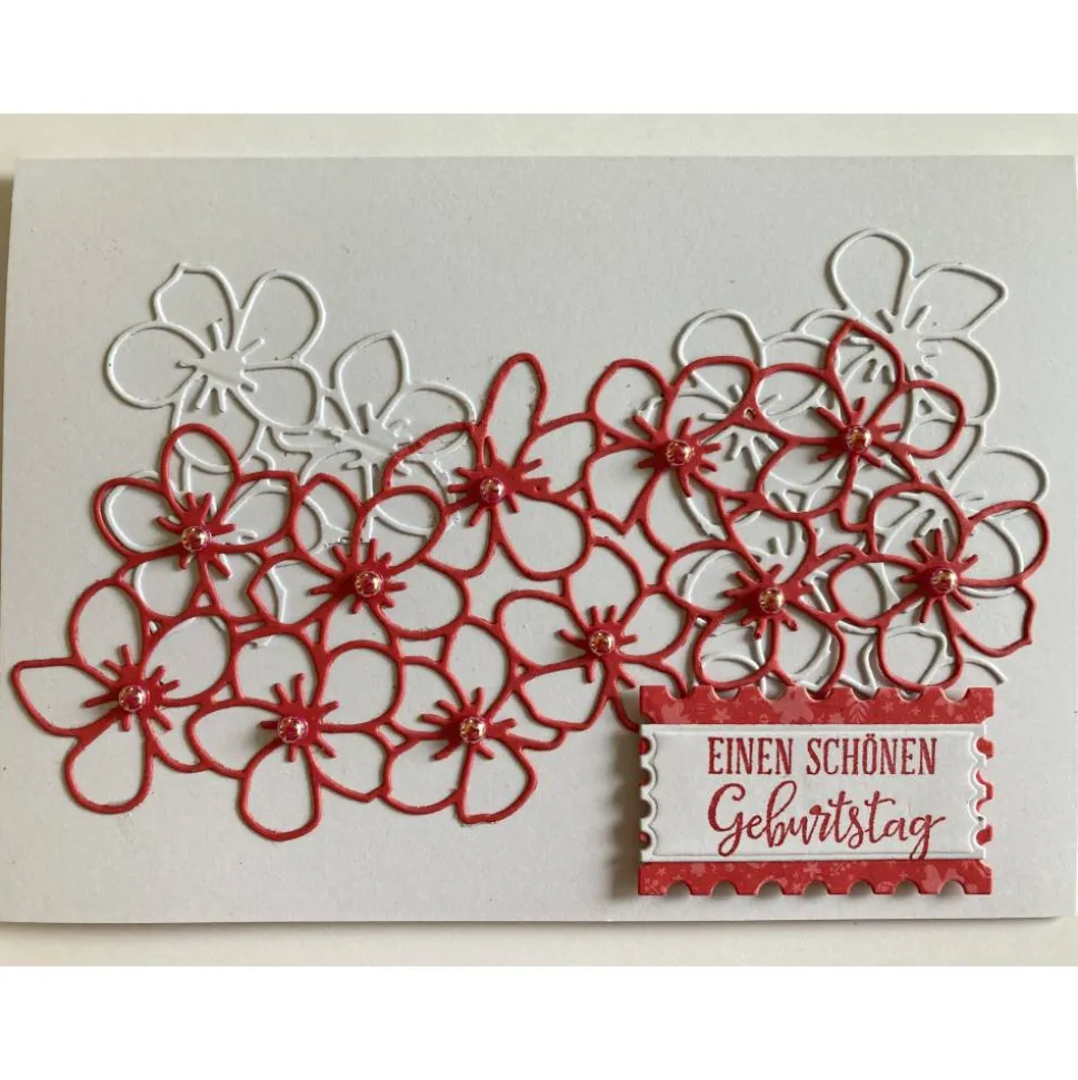 Geburtstagskarte mit Blumen und bunten Perlen