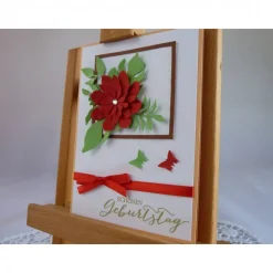 Geburtstagskarte mit großer Blüte und Satinband