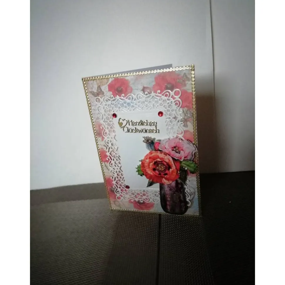 Geburtstagskarte mit Mohnblumen für eine Frau