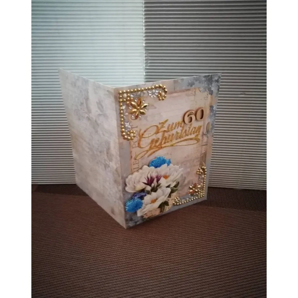Geburtstagskarte zum 60 für eine Frau mit Blumen