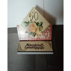 Geburtstagskarte zum 60 für eine Frau mit einer gelben Rose
