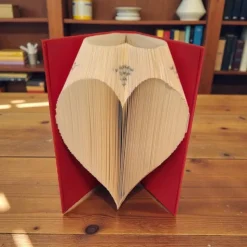 Gefaltete Bücher – Upcycling – Deko & Geschenkidee - Herz