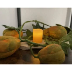 Gefilzte Kürbisranke – handgemachte Herbstdeko mit Blättern & Kürbissen, ca. 120 cm lang