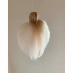 gefilzter zarter Engel aus Märchenwolle, Filzengel, gefilzter Engel, Apricot, Filzfigur, Jahreszeitentisch