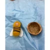gefilztes Bienenbaby, Baby in der Nussschale, Jahreszeitentisch, Filzfee, Blumenkinder