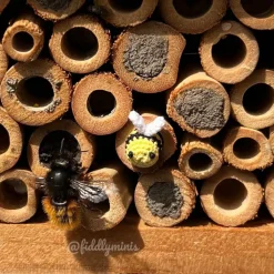 Gehäkelte Mini Biene (microcrochet)