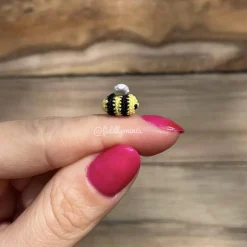 Gehäkelte Mini Biene (microcrochet)