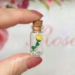 Gehäkelte Mini Rose im Glasflakon - Einzigartiges Geschenk zur Hochzeit, zum Valentinstag oder Geburtstag