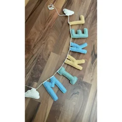 Gehäkelte Namensgirlande/Namenskette mit 3D-Buchstaben - einzigartige Deko für das Kinder- und Babyzimmer