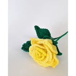 Gehäkelte Rose in Gelb | langlebige Blume aus Wolle | handgemachte Deko & Geschenkidee